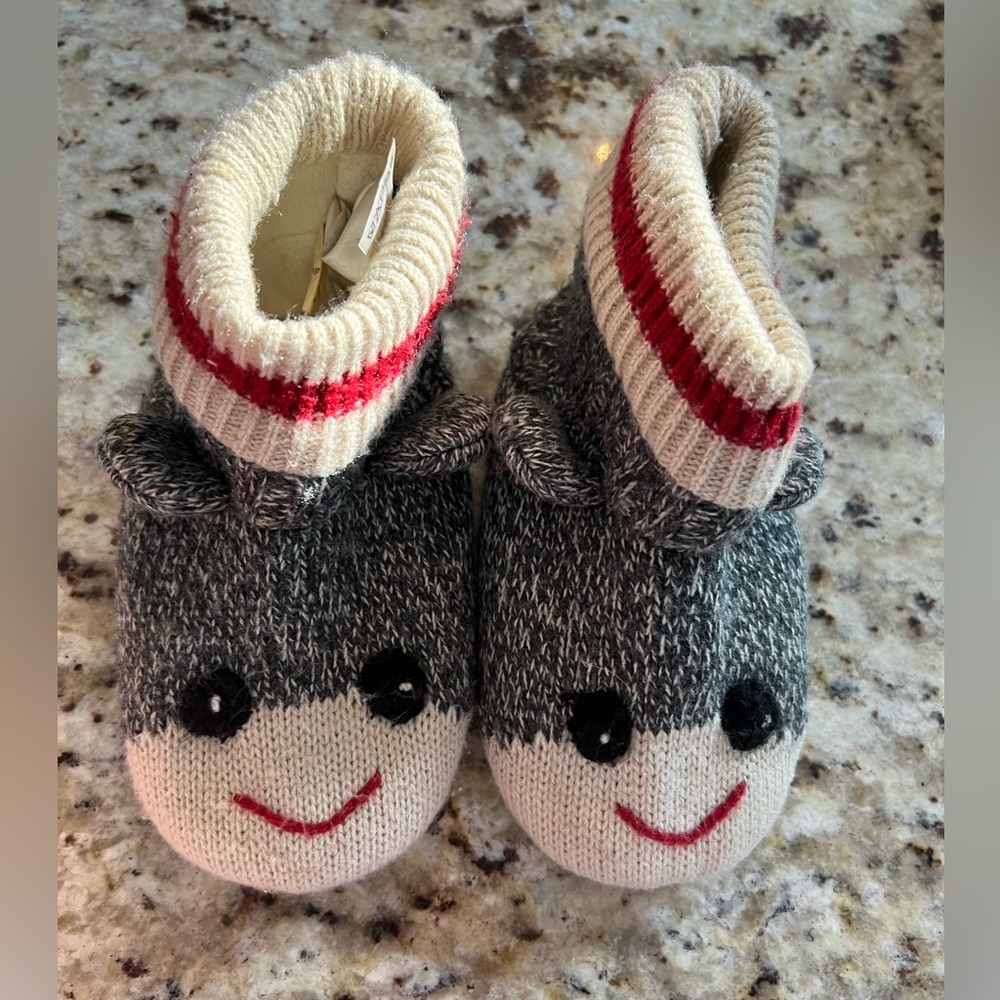 Sold.Roots kids monkey sock shoes 2-4years